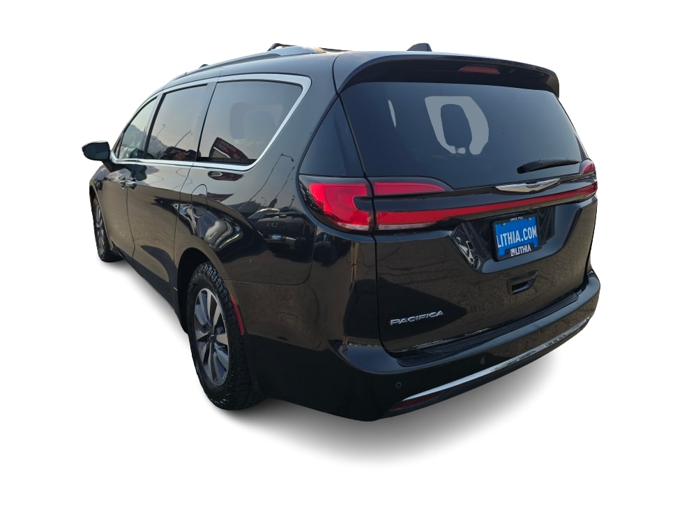 Thumbnail: 2021 Chrysler Pacifica - 4