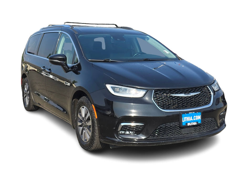 Thumbnail: 2021 Chrysler Pacifica - 17