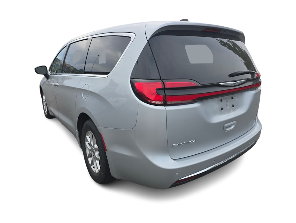 Thumbnail: 2023 Chrysler Pacifica - 2