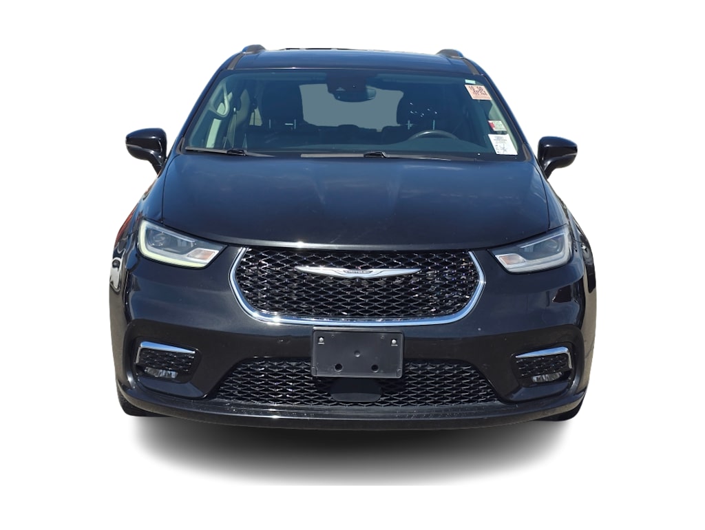 Thumbnail: 2021 Chrysler Pacifica - 3