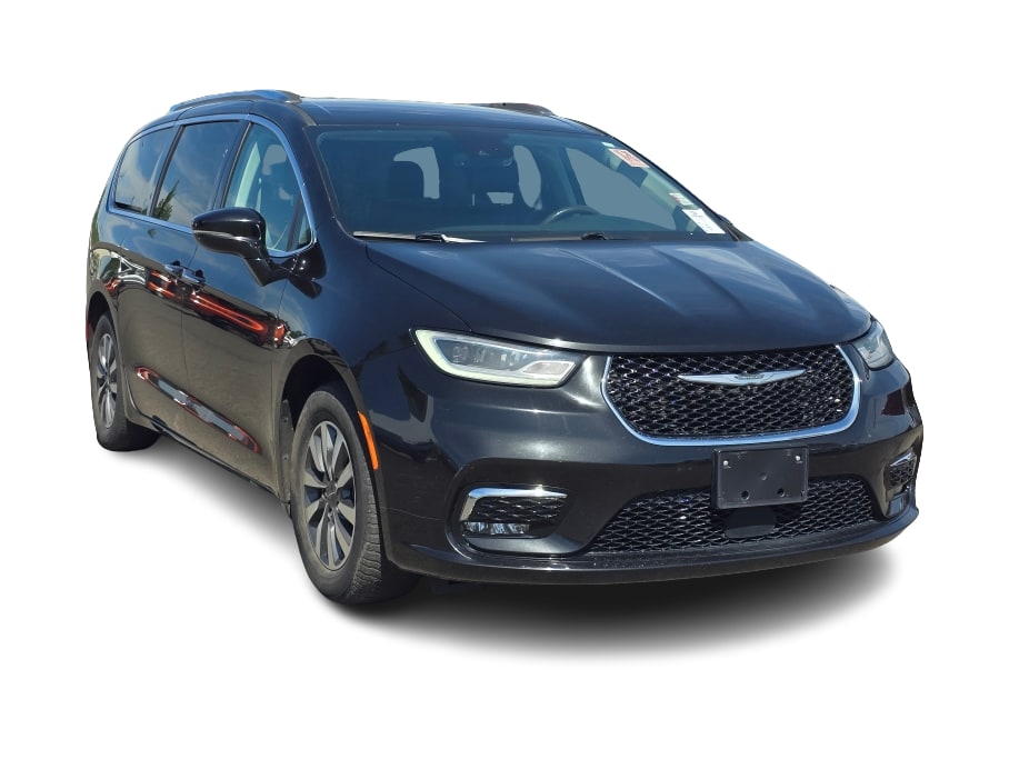 Thumbnail: 2021 Chrysler Pacifica - 18