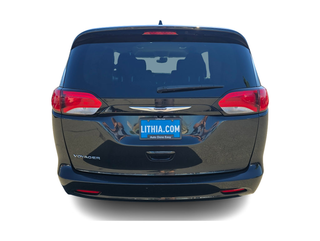 Thumbnail: 2023 Chrysler Voyager - 5