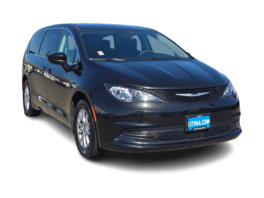 Thumbnail: 2023 Chrysler Voyager - 18