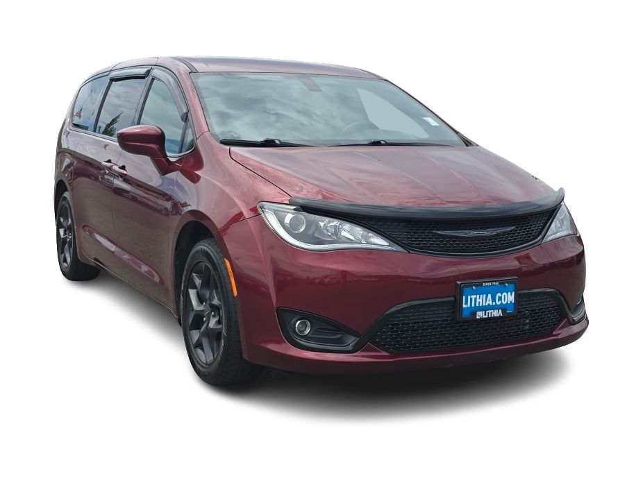 Thumbnail: 2020 Chrysler Pacifica - 17