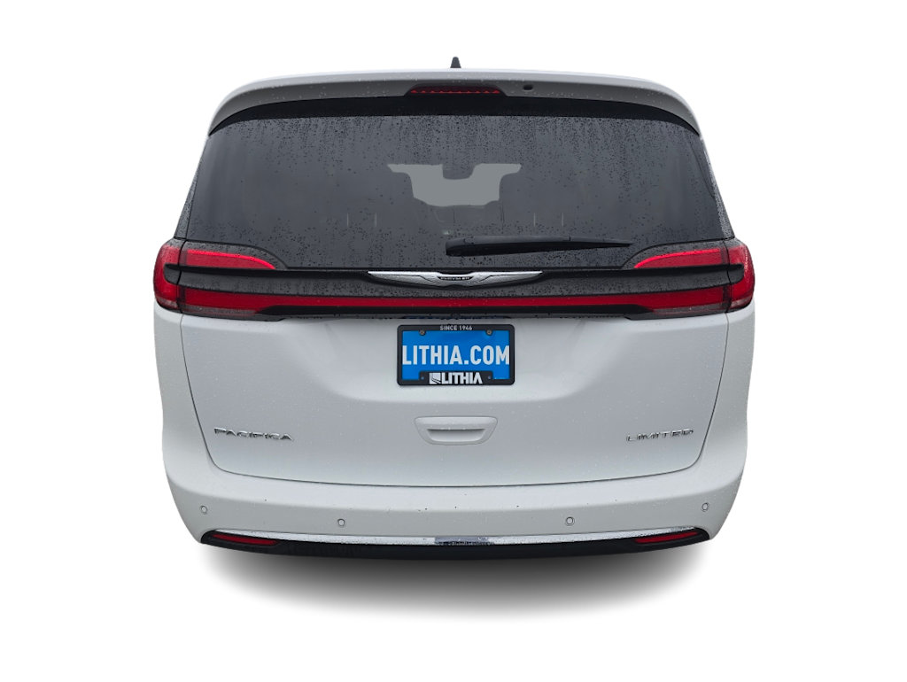 Thumbnail: 2023 Chrysler Pacifica - 5
