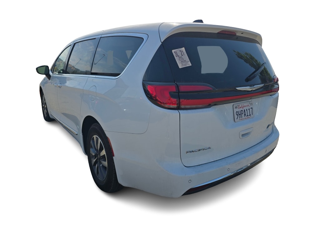 Thumbnail: 2023 Chrysler Pacifica - 2