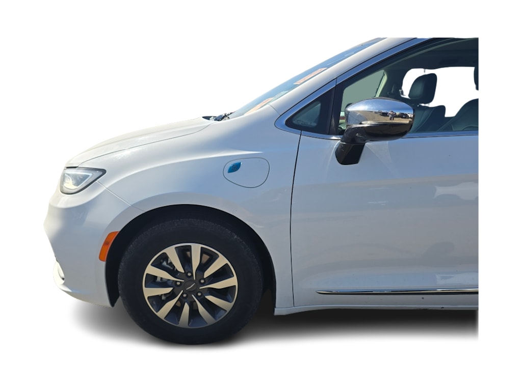Thumbnail: 2023 Chrysler Pacifica - 7