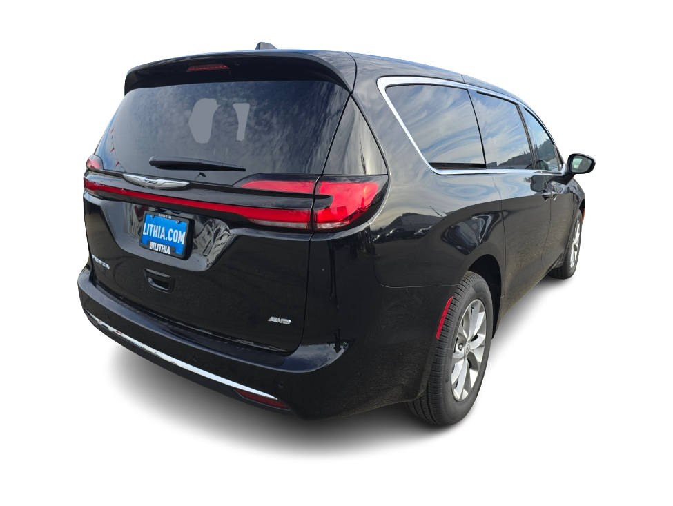 Thumbnail: 2026 Chrysler Pacifica - 15
