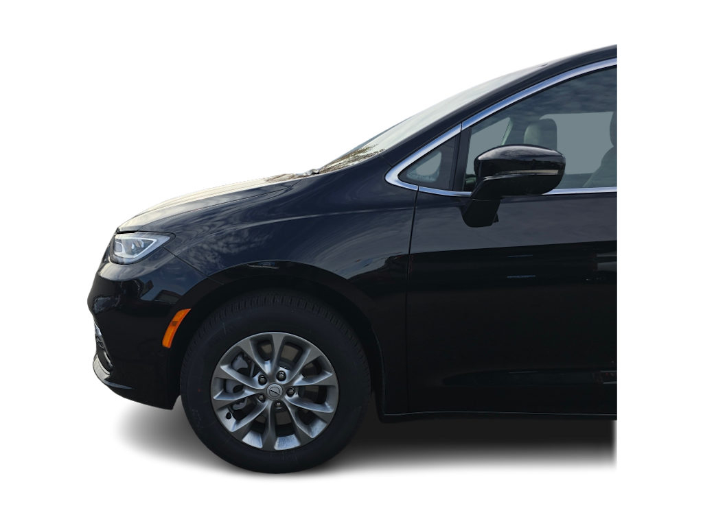 Thumbnail: 2026 Chrysler Pacifica - 21