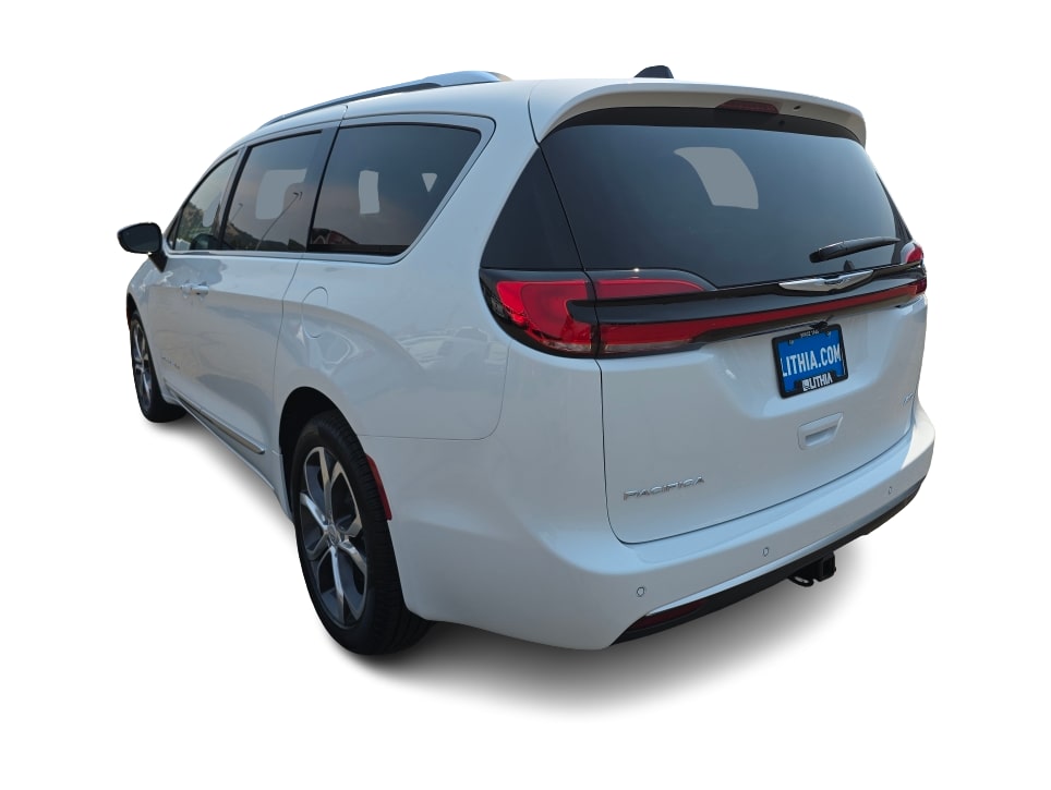 Thumbnail: 2026 Chrysler Pacifica - 4