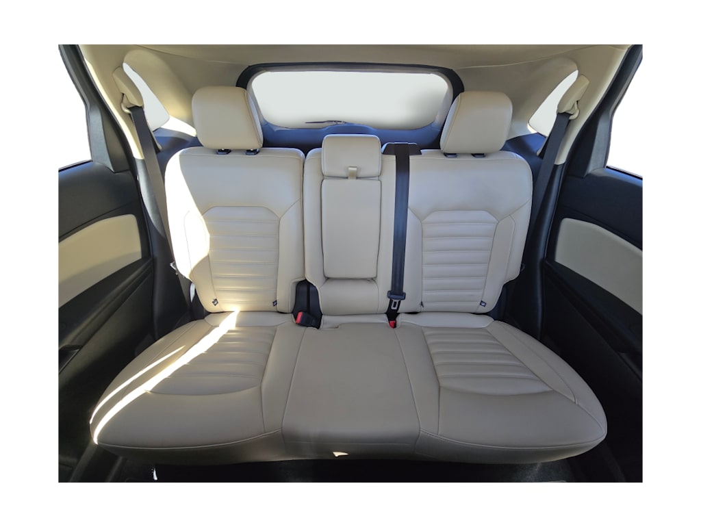 Thumbnail: 2022 Ford Edge - 15