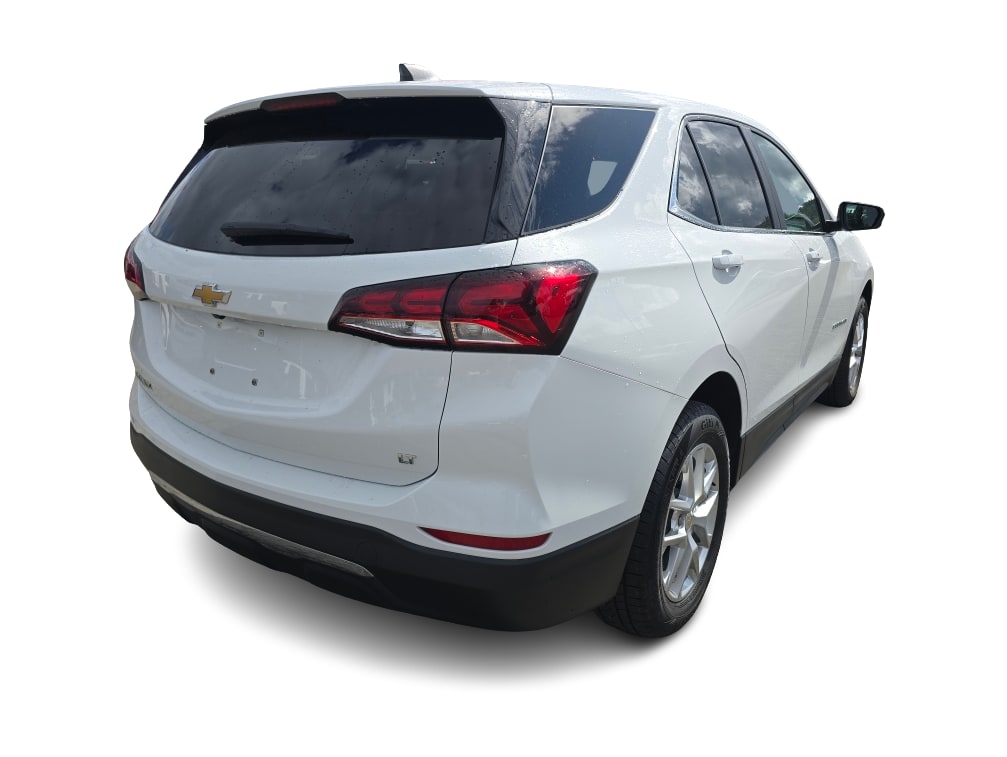 Thumbnail: 2022 Chevrolet Equinox - 17