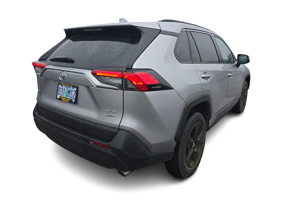 Thumbnail: 2020 Toyota RAV4 - 6
