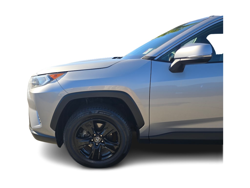 Thumbnail: 2020 Toyota RAV4 - 20
