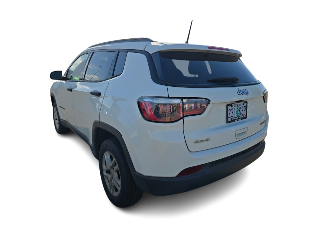 Thumbnail: 2018 Jeep Compass - 9