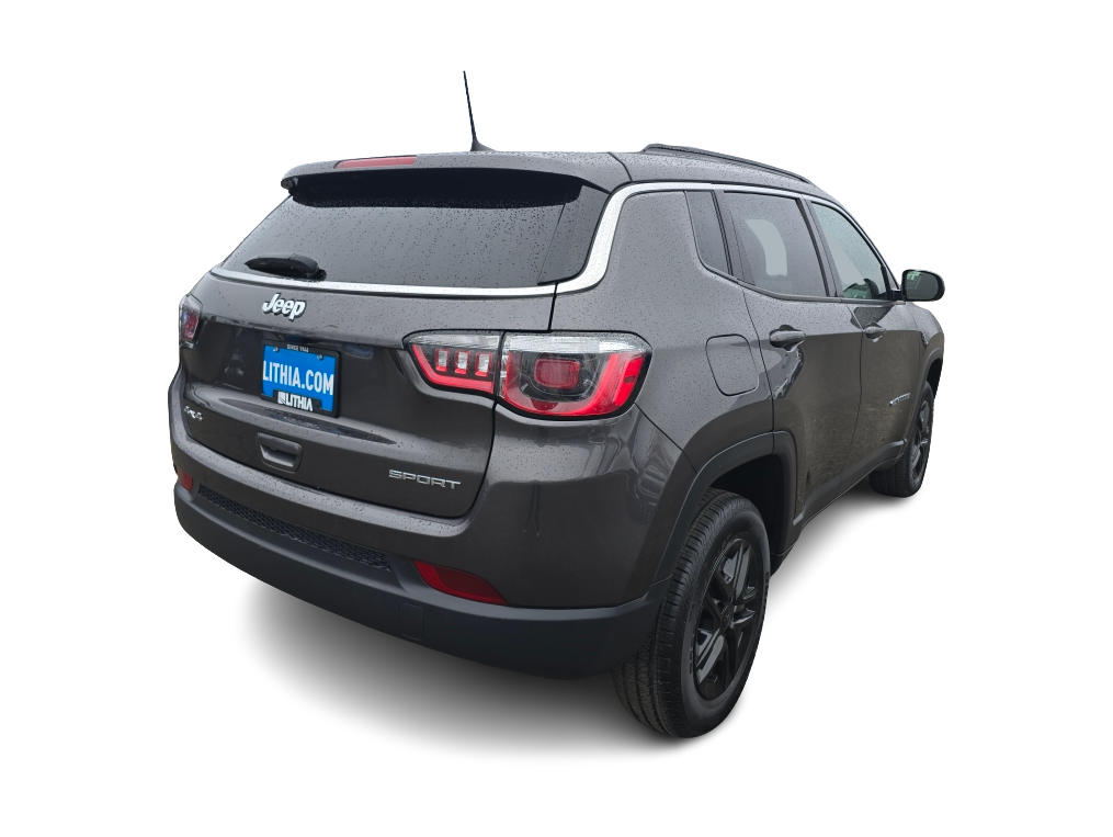 Thumbnail: 2020 Jeep Compass - 17