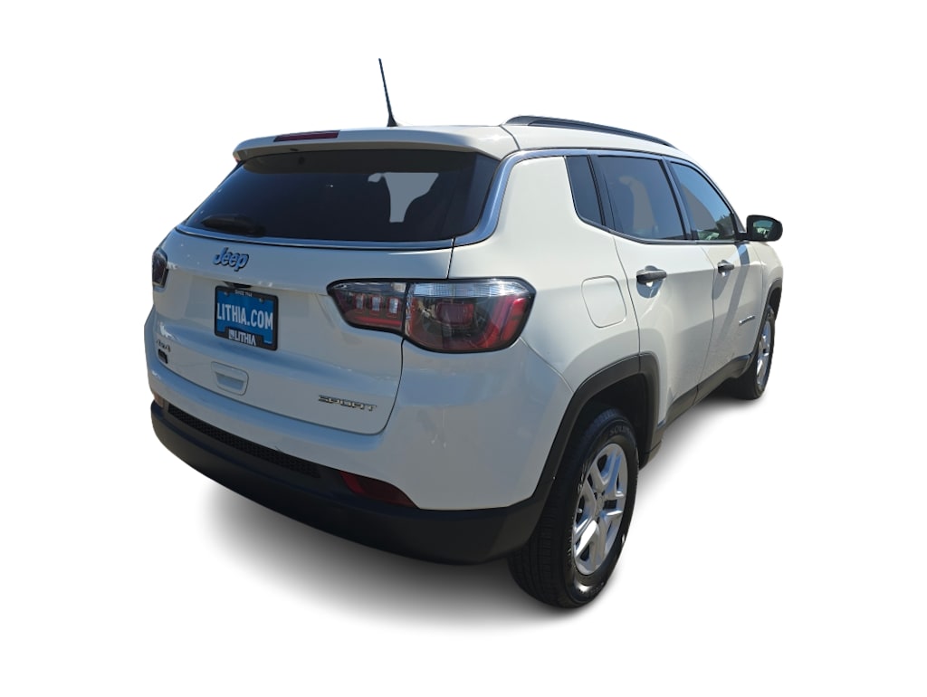 Thumbnail: 2020 Jeep Compass - 16