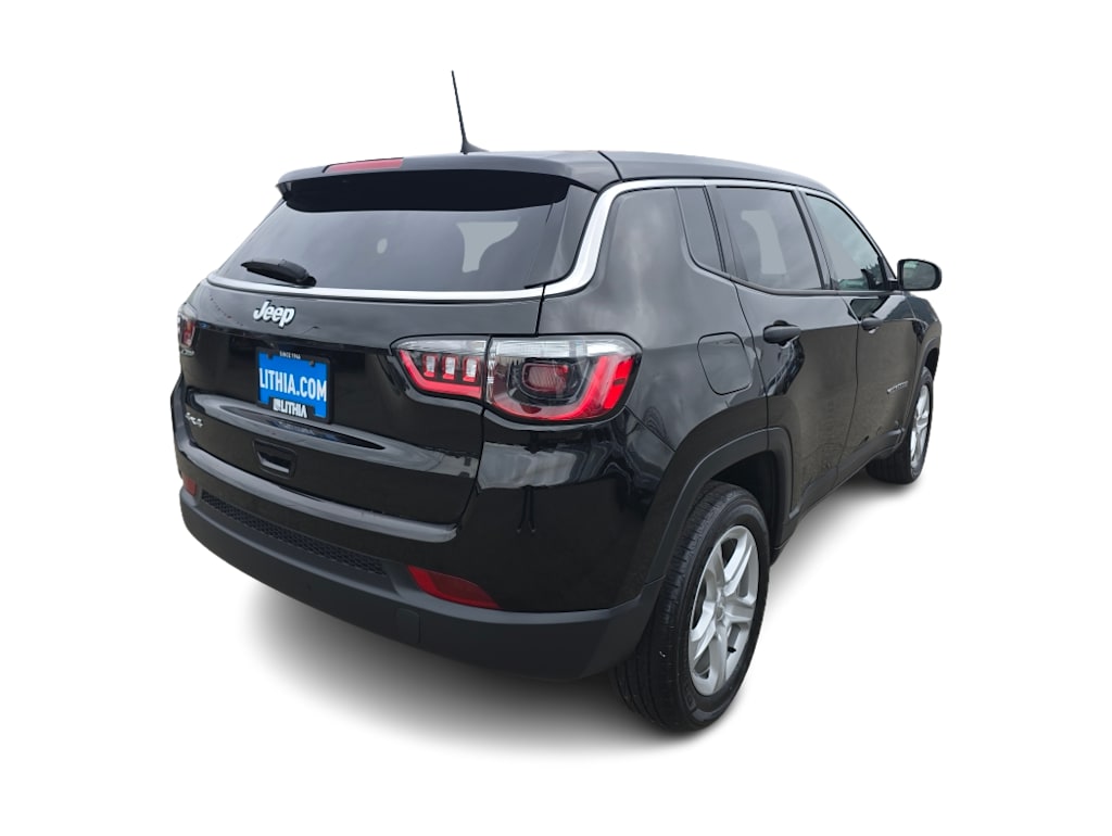 Thumbnail: 2023 Jeep Compass - 16