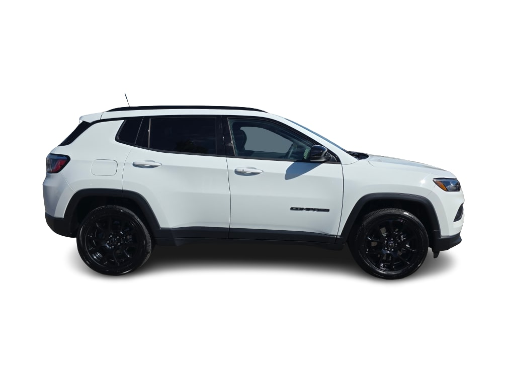 Thumbnail: 2025 Jeep Compass - 17