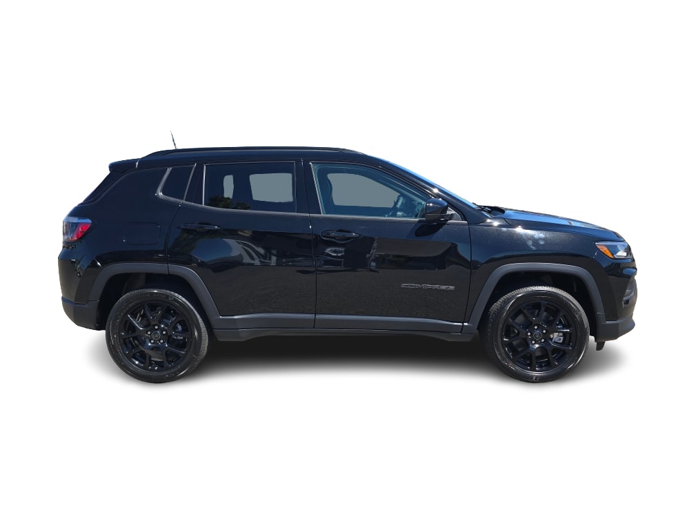 Thumbnail: 2026 Jeep Compass - 17