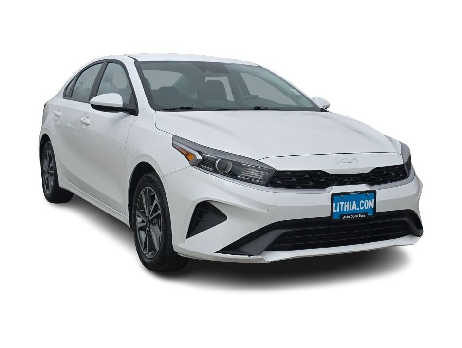 Thumbnail: 2023 Kia Forte - 19