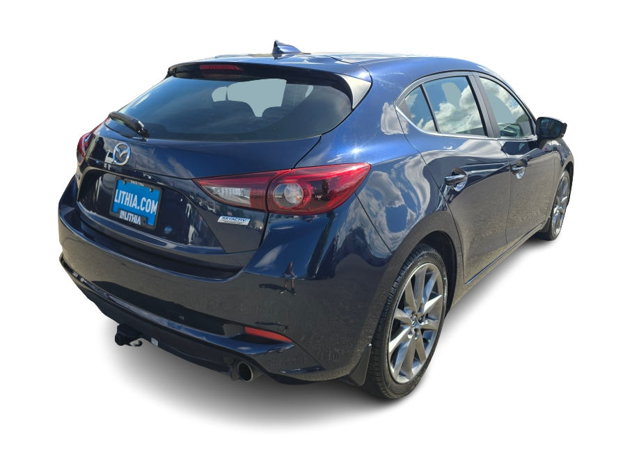 Thumbnail: 2018 Mazda Mazda3 - 17