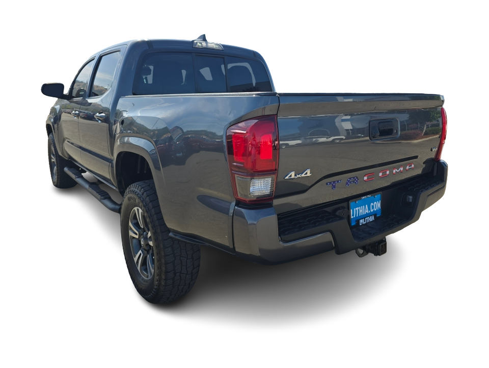 Thumbnail: 2022 Toyota Tacoma - 4