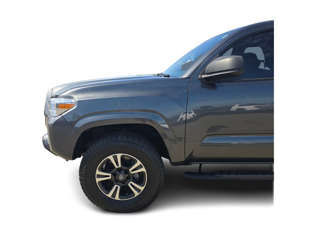 Thumbnail: 2022 Toyota Tacoma - 20