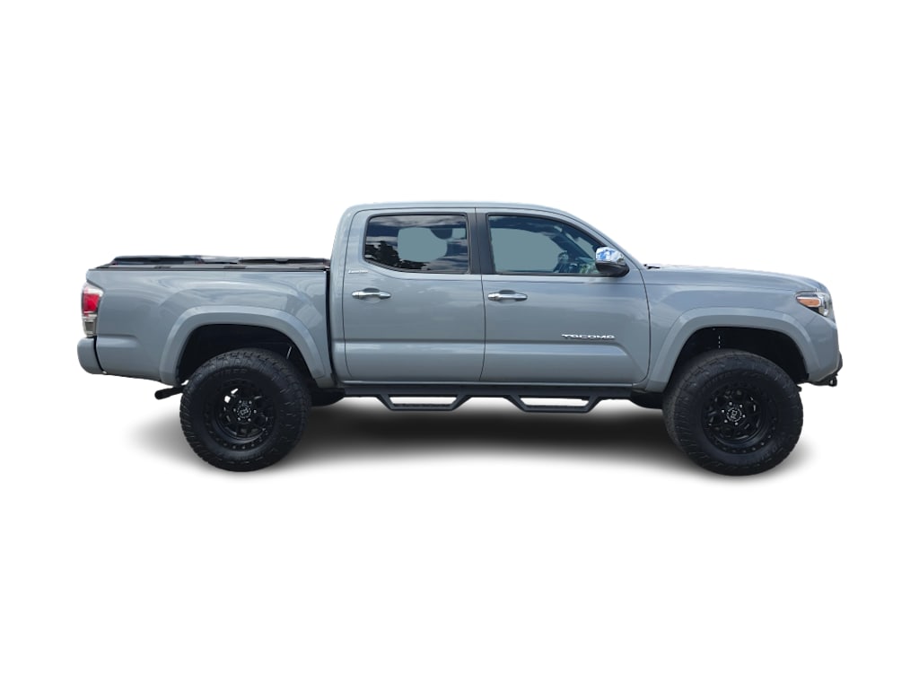 Thumbnail: 2019 Toyota Tacoma - 18