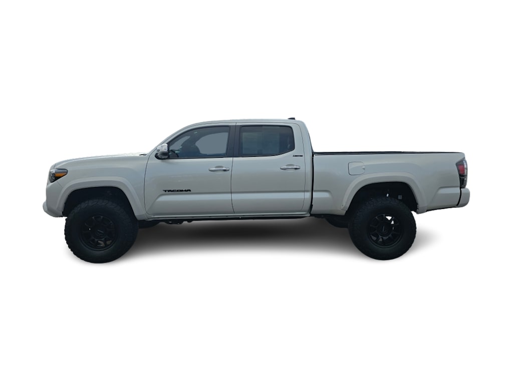 Thumbnail: 2021 Toyota Tacoma - 3