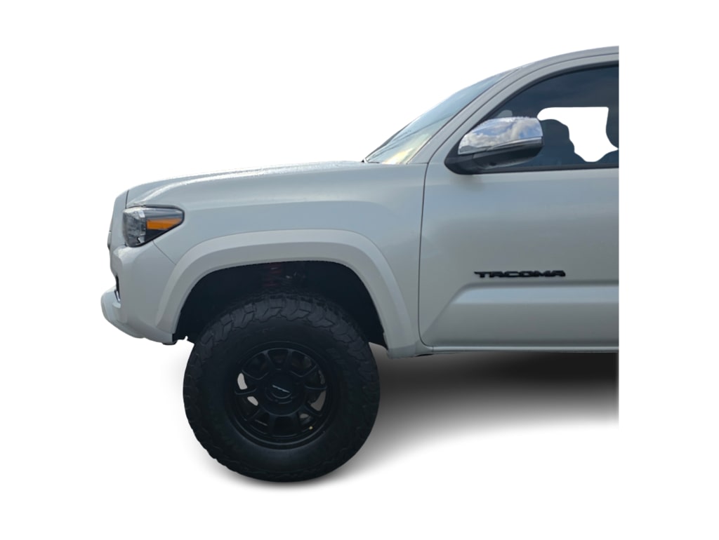 Thumbnail: 2021 Toyota Tacoma - 21