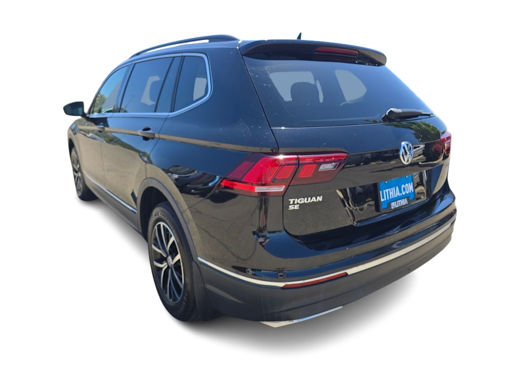 Thumbnail: 2021 Volkswagen Tiguan - 4
