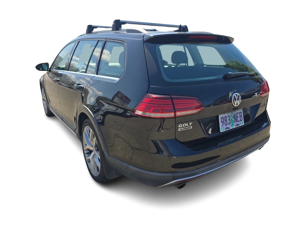 Thumbnail: 2018 Volkswagen Golf - 2