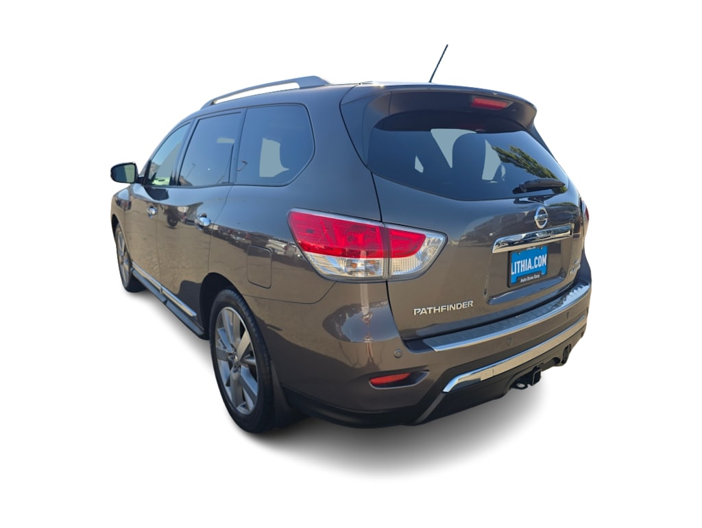 Thumbnail: 2016 Nissan Pathfinder - 4