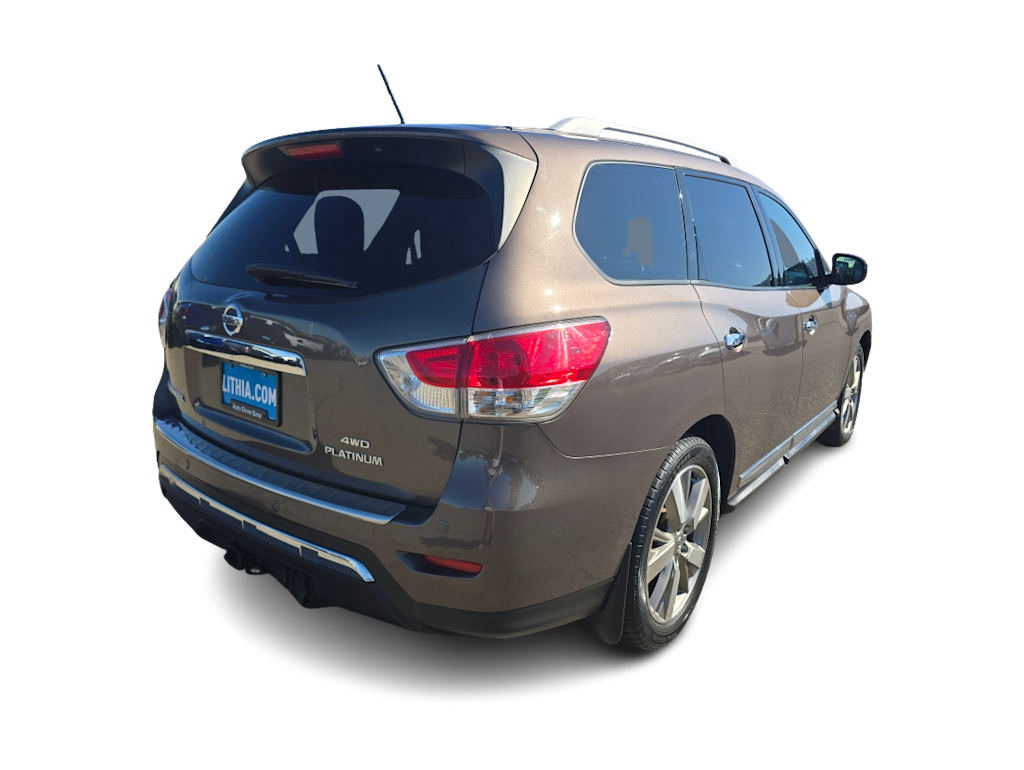 Thumbnail: 2016 Nissan Pathfinder - 17
