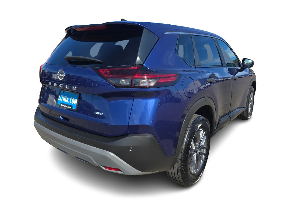 Thumbnail: 2023 Nissan Rogue - 16