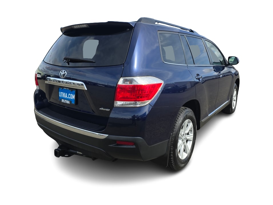 Thumbnail: 2013 Toyota Highlander - 16