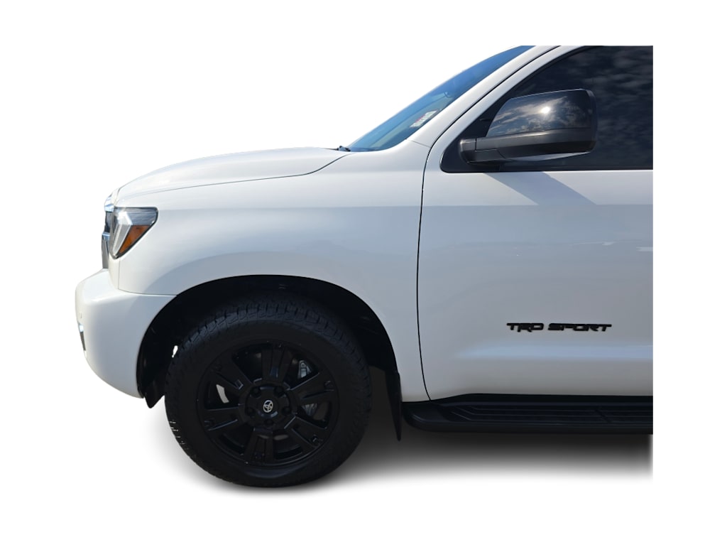 Thumbnail: 2021 Toyota Sequoia - 21