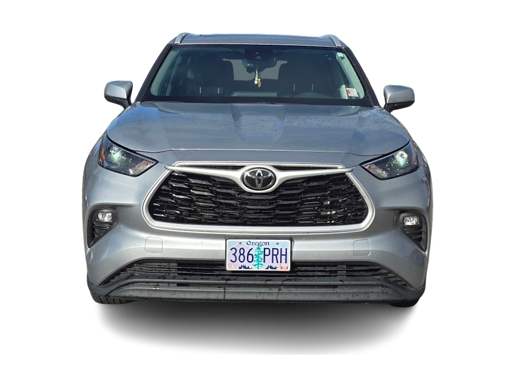 Thumbnail: 2022 Toyota Highlander - 12