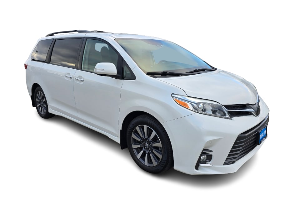 2019 Toyota Sienna Limited 19