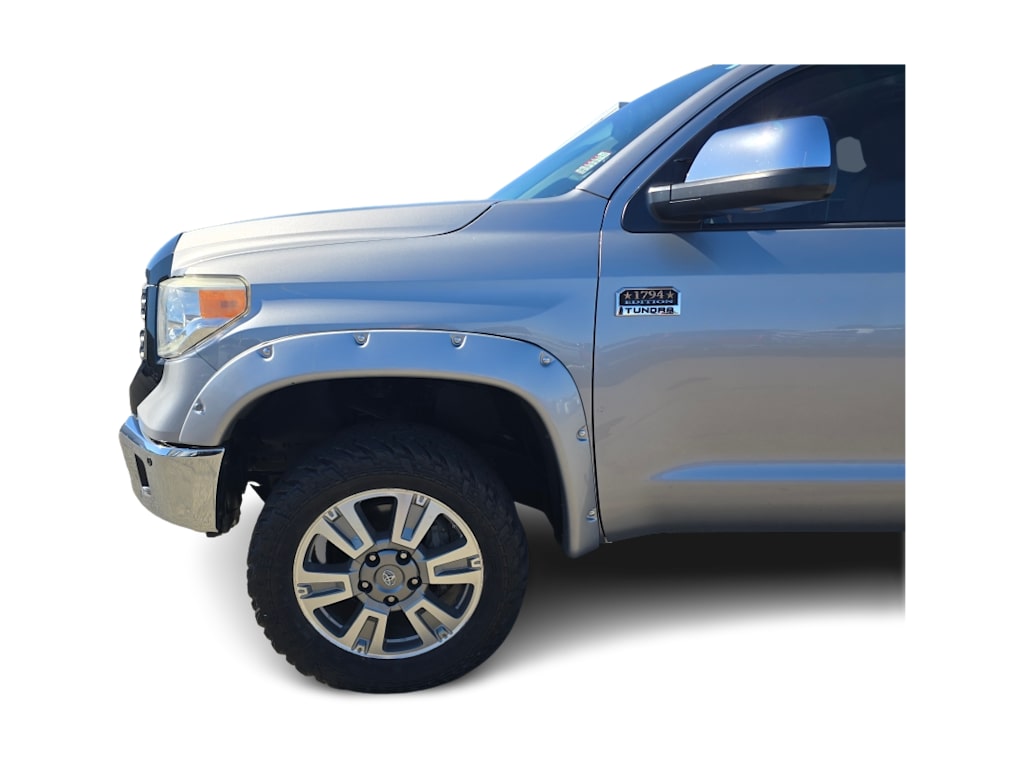 Thumbnail: 2017 Toyota Tundra - 21