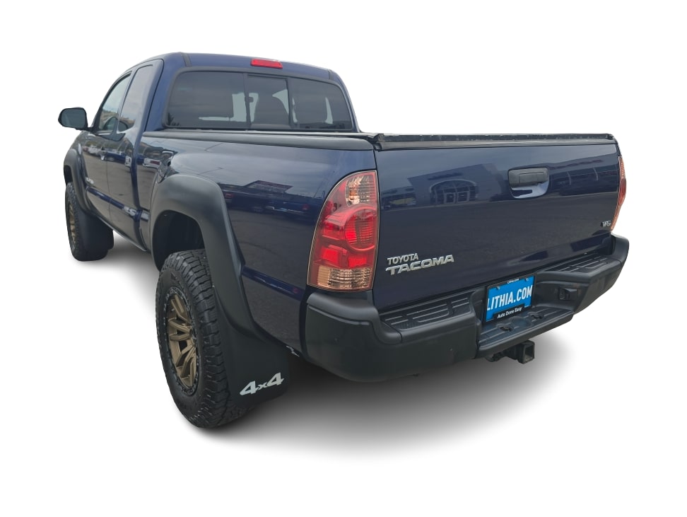 Thumbnail: 2013 Toyota Tacoma - 4