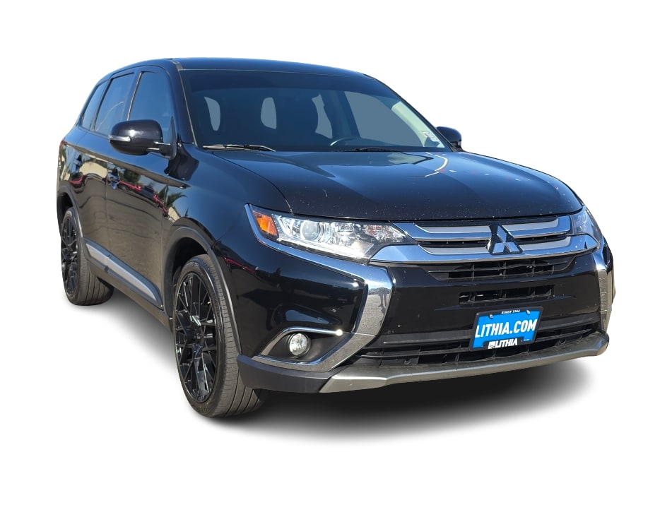 Thumbnail: 2018 Mitsubishi Outlander - 19