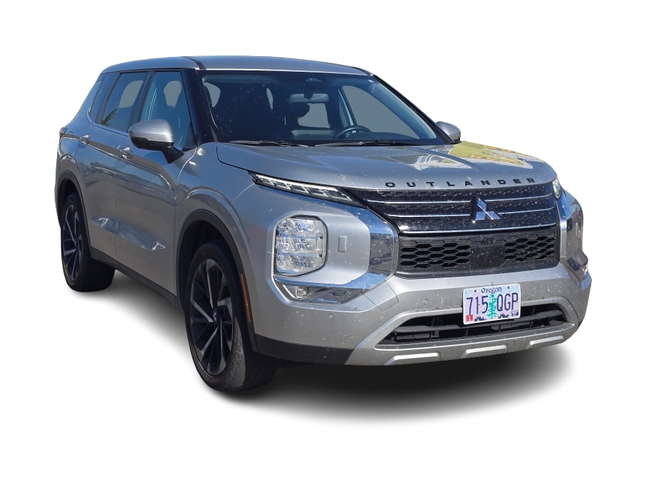 Thumbnail: 2024 Mitsubishi Outlander - 11