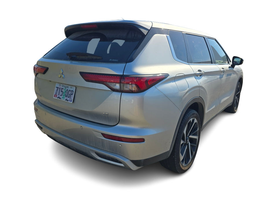 Thumbnail: 2024 Mitsubishi Outlander - 6