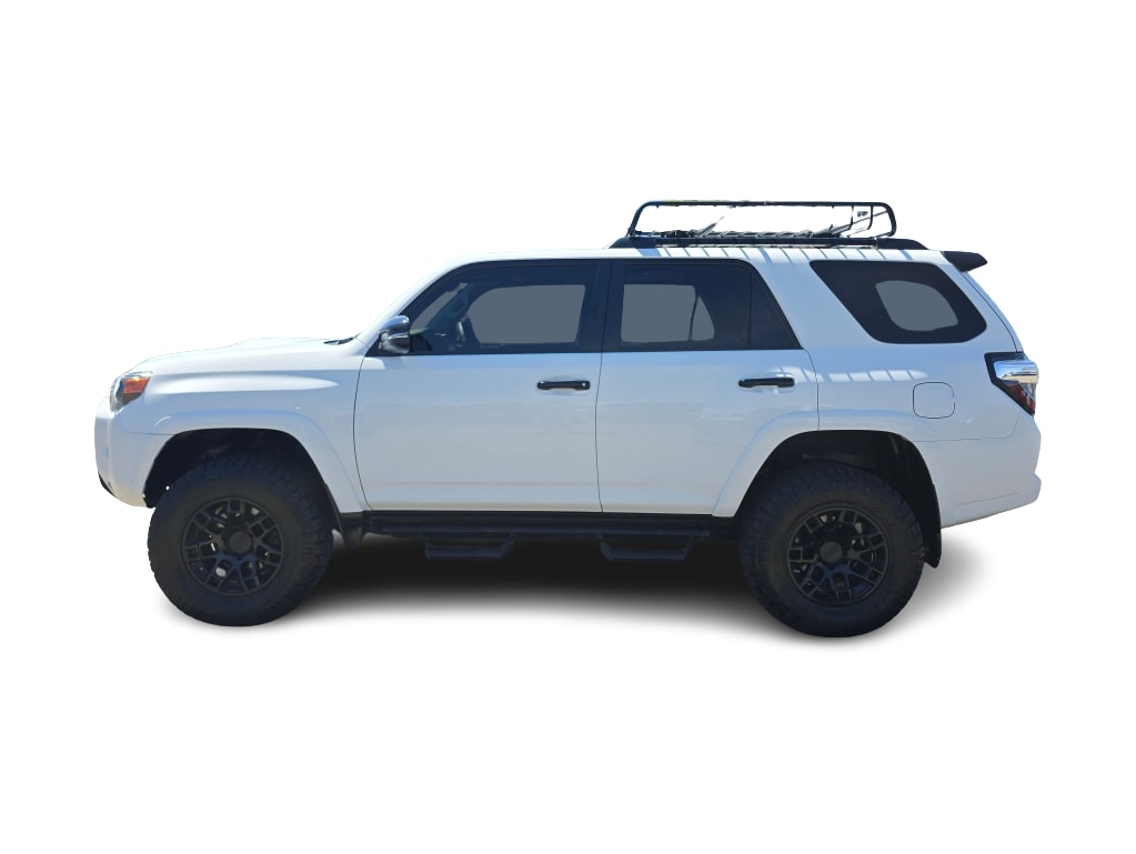 Thumbnail: 2020 Toyota 4Runner - 3