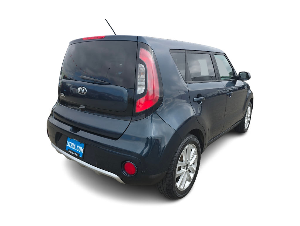 Thumbnail: 2017 Kia Soul - 16