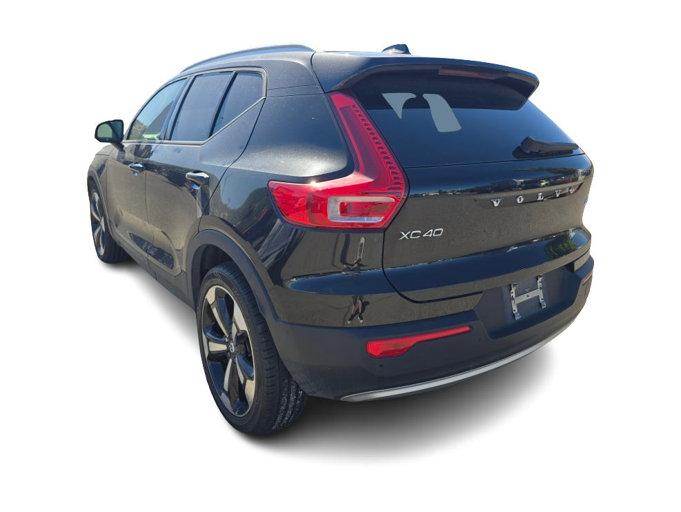 Thumbnail: 2019 Volvo XC40 - 16