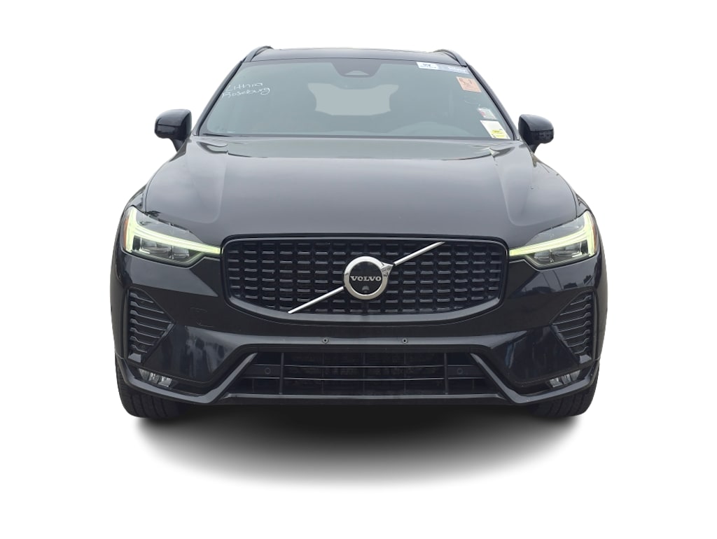 Thumbnail: 2023 Volvo XC60 - 12