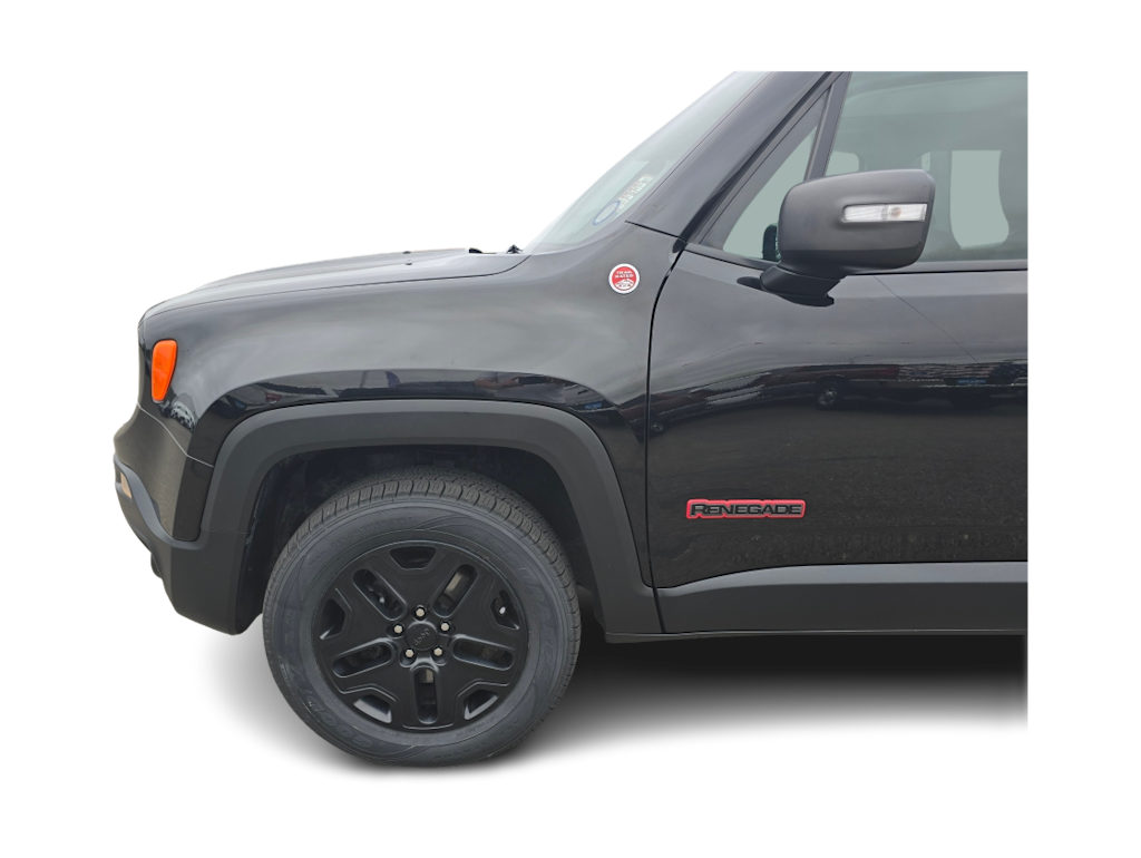 Thumbnail: 2018 Jeep Renegade - 20